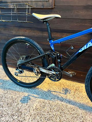 Used Giant Anthem X2 2010 2010 Mountainbike, Blue, 26 — image 3 of 8