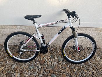 Used KTM KTM Custom Shimano Deore XT 2011 Mountainbike — image 2 of 8