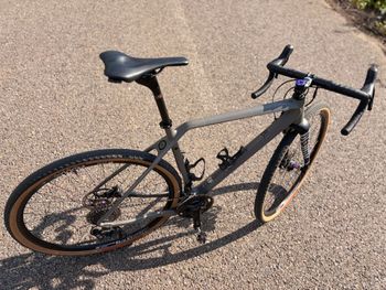 Used Rondo Ruut Shimano GRX 2023 Road & Gravel, Light Gray — image 3 of 20