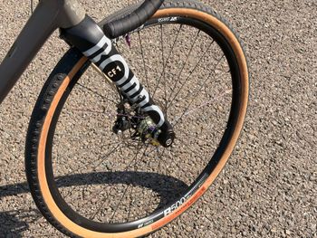 Used Rondo Ruut Shimano GRX 2023 Road & Gravel, Light Gray — image 15 of 20