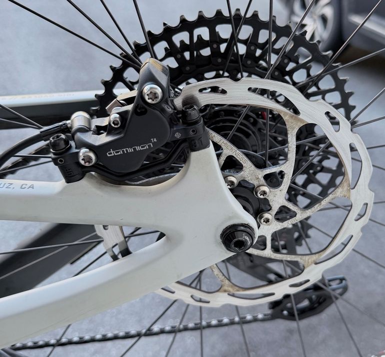 Used Ibis Ripley V4S Carbon Drywall Large 2023 Mountainbike, Light Gray — image 15 of 26