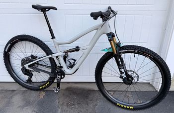 Used Ibis Ripley V4S Carbon Drywall Large 2023 Mountainbike, Light Gray — image 3 of 26