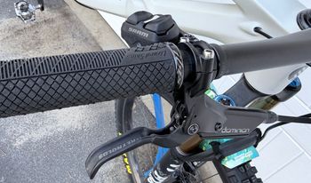 Used Ibis Ripley V4S Carbon Drywall Large 2023 Mountainbike, Light Gray — image 13 of 26