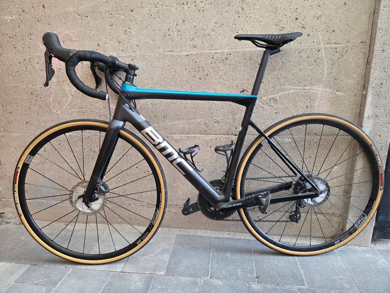 Used BMC Teammachine SLR02 DISC THREE 2020 2020 Road & Gravel — image 2 of 4