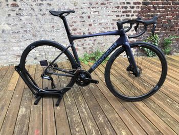 Bianchi, Specialissima COMP 105 Di2 2025