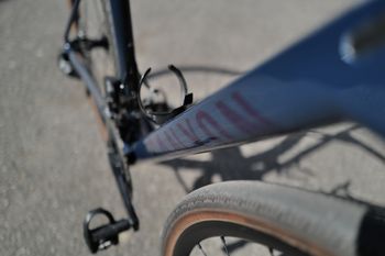 Used Canyon Endurace CF 7 All-Road 2023 2023 Road & Gravel — image 4 of 7