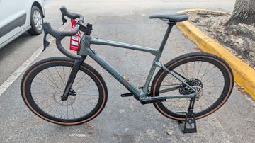 Used BMC URS LT TWO 2023 2023 Road & Gravel, Light Gray — image 2 of 5