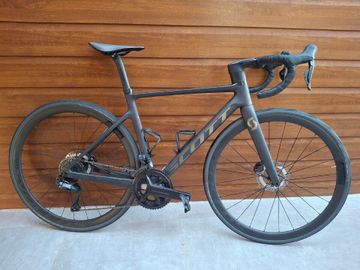 Tweedehands Scott Addict Shimano Ultegra Di2 2024 Road & Gravel — afbeelding 2 van 4