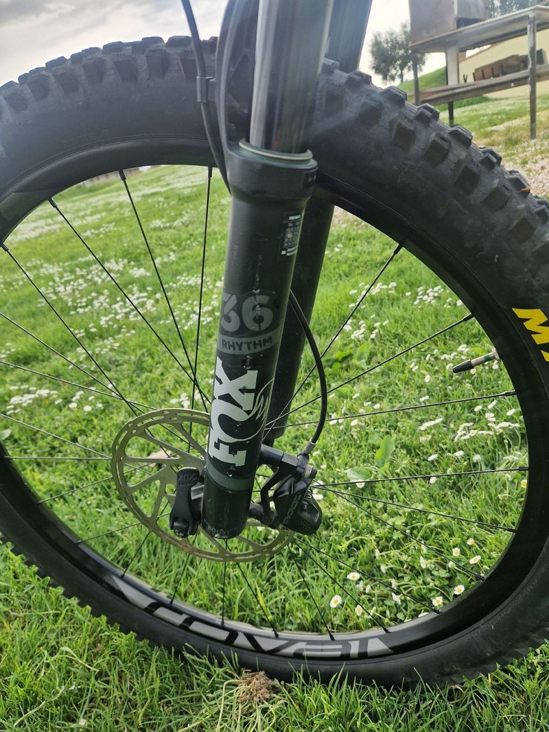 Brugt Specialized Enduro Elite 29 2019 2019 Mountainbike — billede 7 af 8