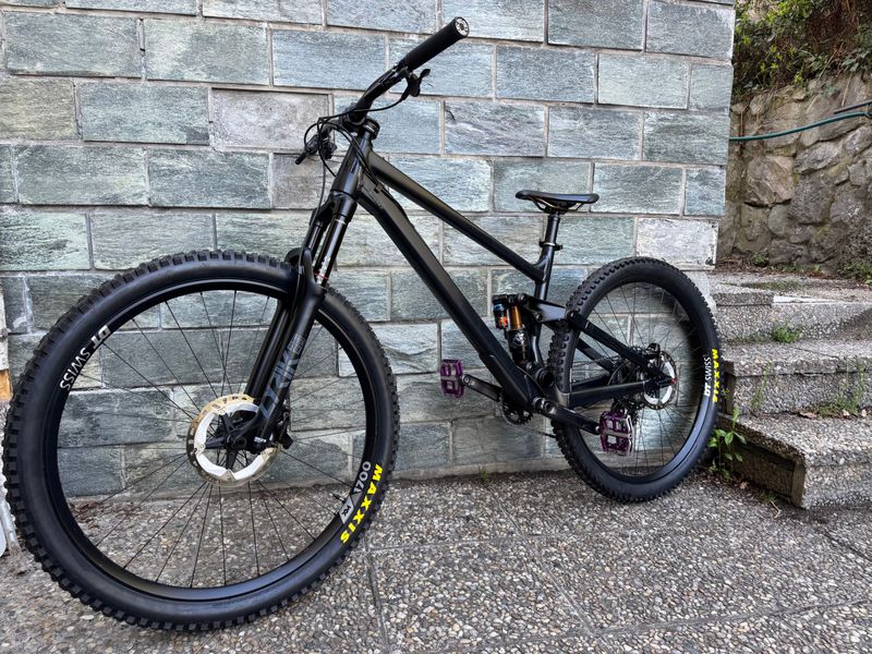 Used RAAW Jibb V1, XT, Gr. L 2021 Mountainbike, Black — image 2 of 12