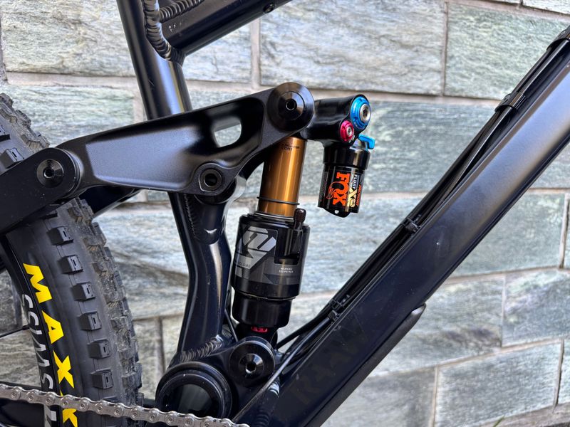 Used RAAW Jibb V1, XT, Gr. L 2021 Mountainbike, Black — image 9 of 12
