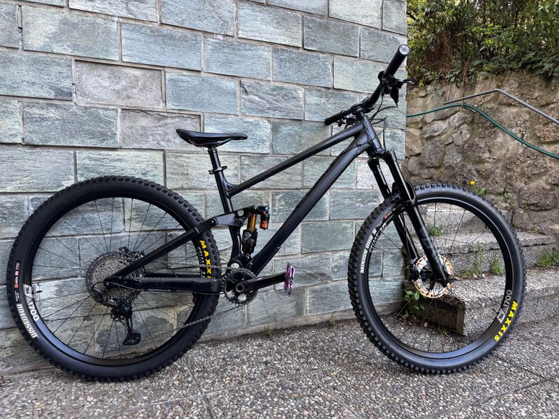 Used RAAW Jibb V1, XT, Gr. L 2021 Mountainbike, Black — image 1 of 12