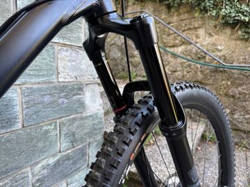 Used RAAW Jibb V1, XT, Gr. L 2021 Mountainbike, Black — image 7 of 12