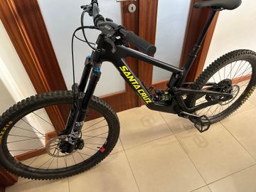 Used Santa Cruz Nomad 90 2026 2026 Mountainbike, Black, 29, 27.5 — image 9 of 13