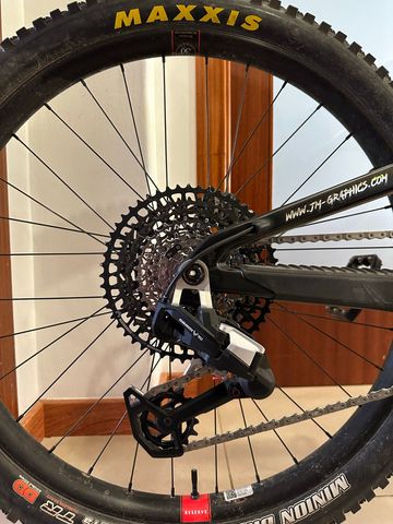 Used Santa Cruz Nomad 90 2026 2026 Mountainbike, Black, 29, 27.5 — image 2 of 13