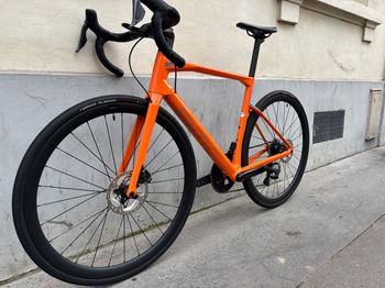 Used BMC Roadmachine ONE 2023 2023 Road & Gravel — image 6 of 9