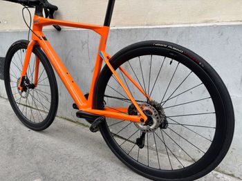 Used BMC Roadmachine ONE 2023 2023 Road & Gravel — image 4 of 9