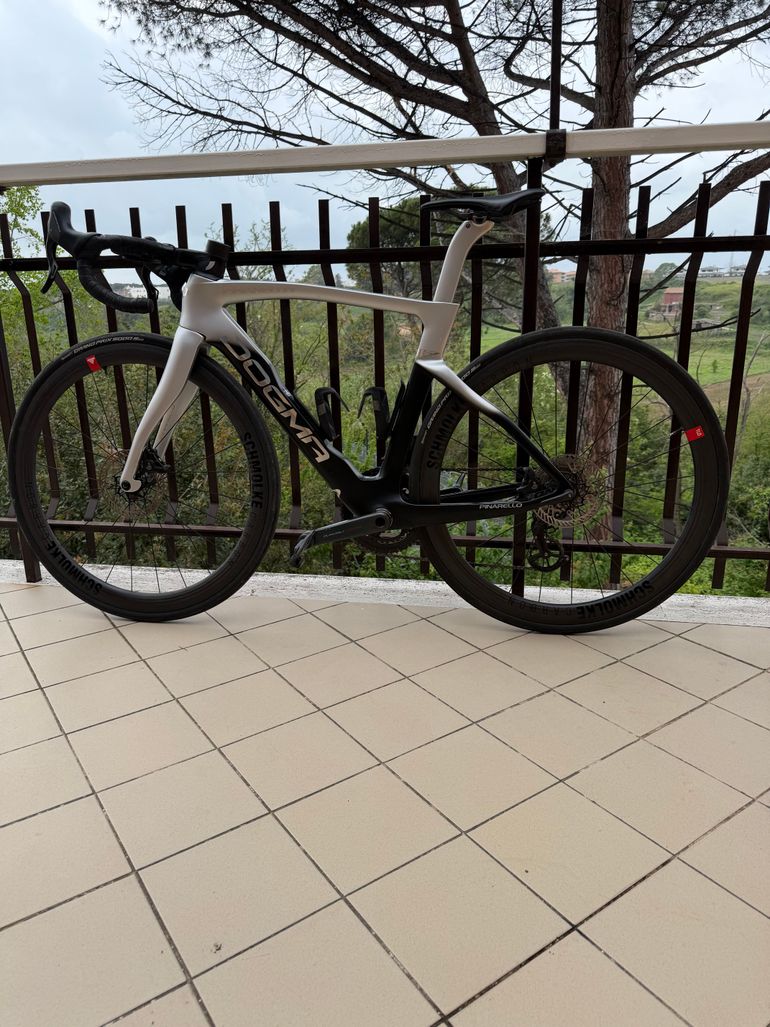 Used Pinarello DOGMA F SUPER RECORD EPS Disc 2023 2023 Road & Gravel — image 5 of 5