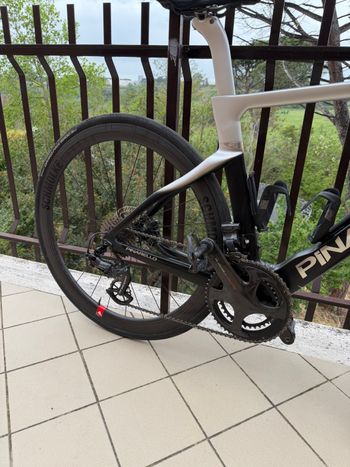 Used Pinarello DOGMA F SUPER RECORD EPS Disc 2023 2023 Road & Gravel — image 2 of 5