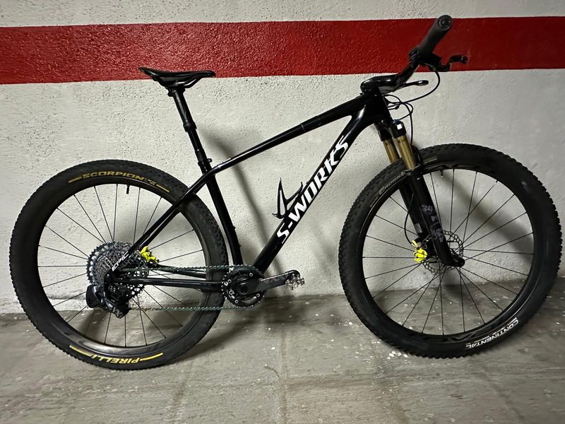 Specialized S-Works Epic Hardtail 2023 2023 Mountainbike usato, Nero — immagine 1 di 8