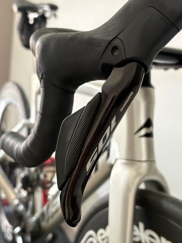 Used Merida REACTO 6000 Di2 2024 2024 Road & Gravel, Light Gray — image 7 of 7