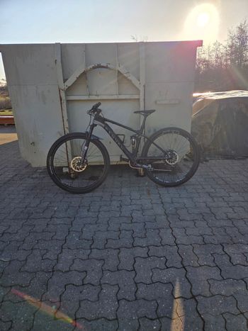 Used Canyon Lux CF 8.0 Pro Race 2018 2018 Mountainbike, Black, 29 — image 6 of 6