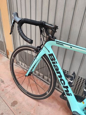 Used bianchi aria 2018 rim Bianchi aria 2018 rim Custom Shimano Ultegra 2018 Road & Gravel, Blue — image 6 of 9