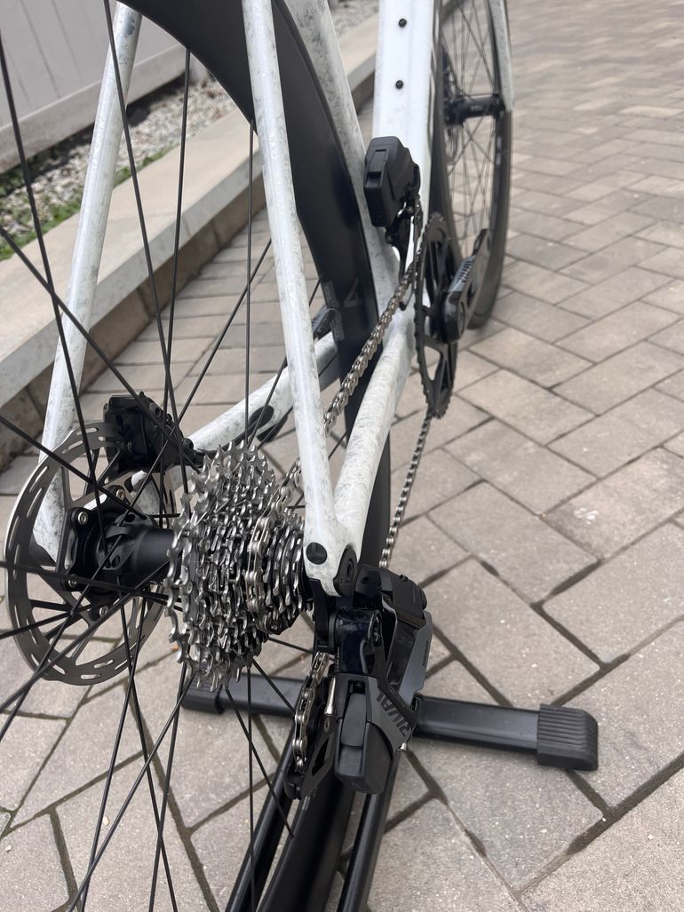 Used Giant TCR Advanced SL Frameset 2025 2025 Road & Gravel, White — image 9 of 15