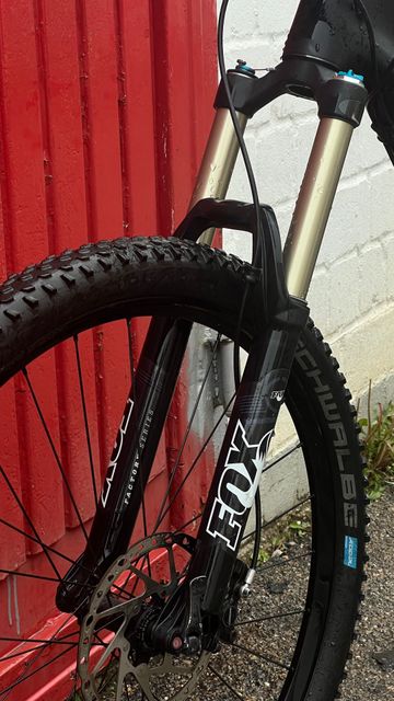 Used Scott Genius Shimano Deore XT 2017 Mountainbike, Black — image 3 of 12