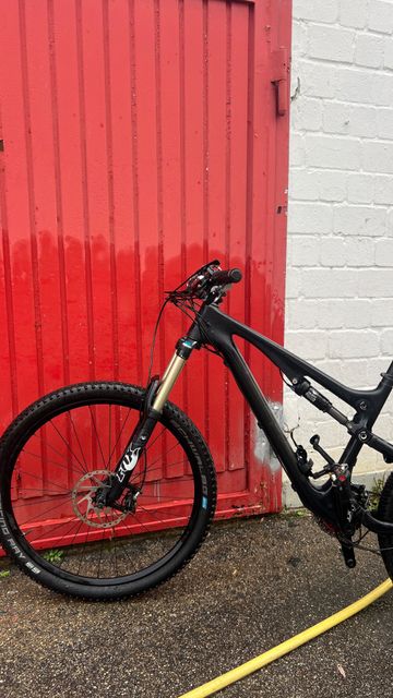 Used Scott Genius Shimano Deore XT 2017 Mountainbike, Black — image 2 of 12