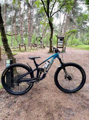 Trek, Slash 8 2021