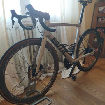 BMC Teammachine SLR FIVE 2023 2023 Road & Gravel usato