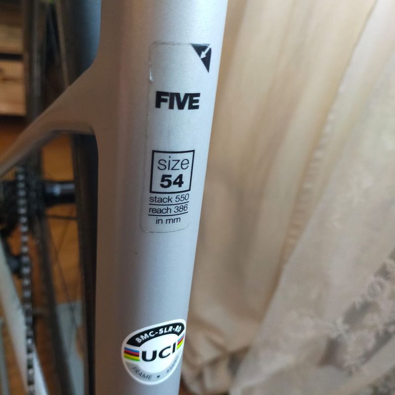 Używany BMC Teammachine SLR FIVE 2023 2023 Road & Gravel — zdjęcie 7 z 16