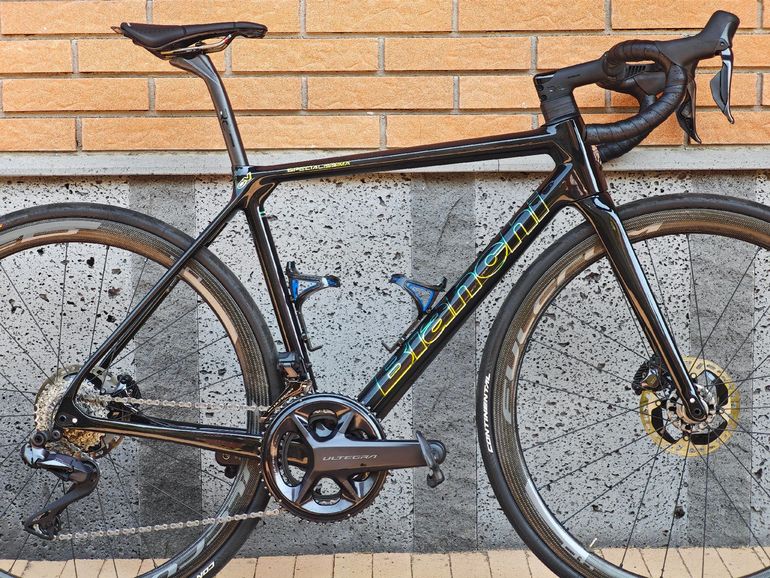 Used Bianchi Specialissima Shimano Ultegra Di2 2023 Road & Gravel, Nero — image 3 of 3