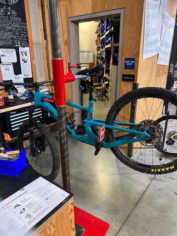 Santa Cruz, 5010 S / Carbon C / 27.5 2021