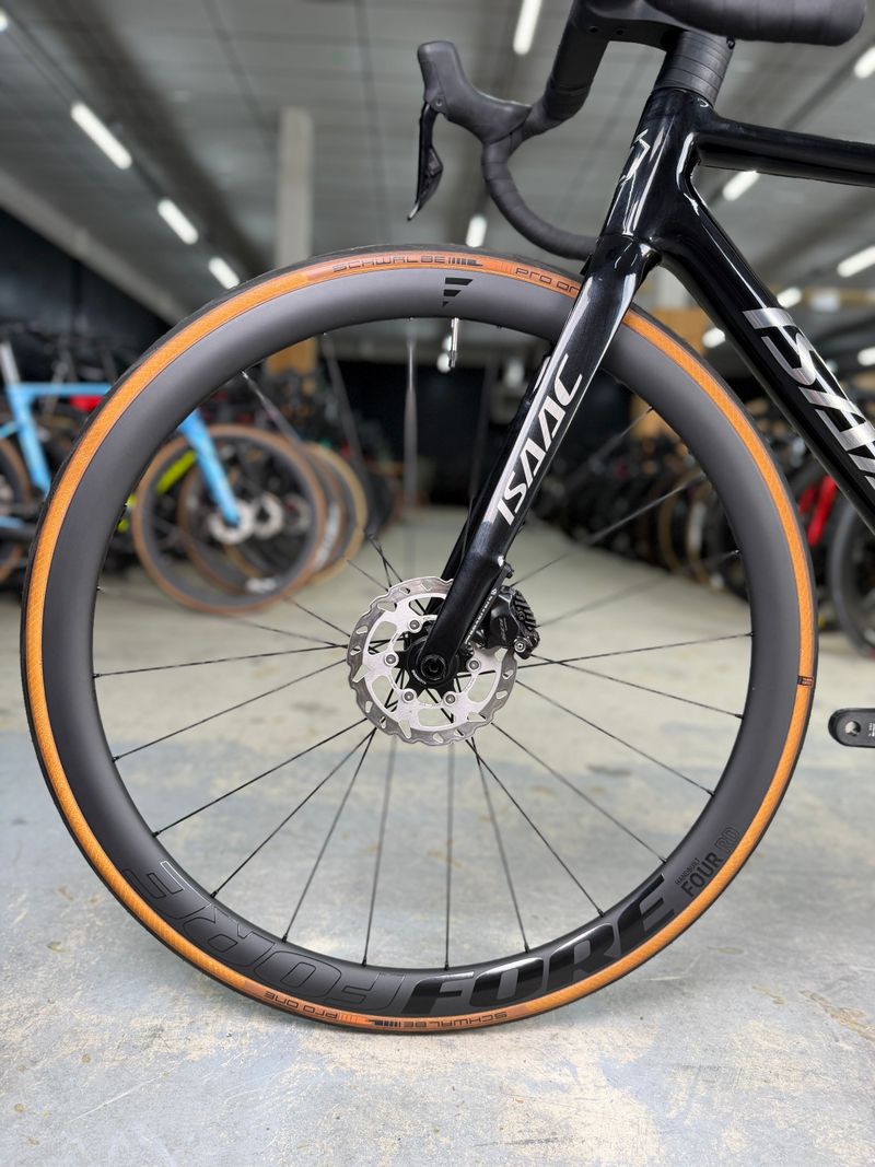 Gebrauchtes Isaac Element Di2 Carbon 2024 Road & Gravel, Schwarz — Bild 18 von 24