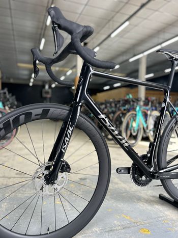 Used Isaac Element Di2 Carbon 2024 Road & Gravel — image 18 of 25