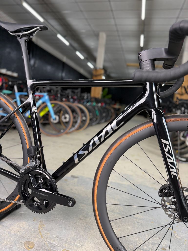 Gebrauchtes Isaac Element Di2 Carbon 2024 Road & Gravel, Schwarz — Bild 5 von 24