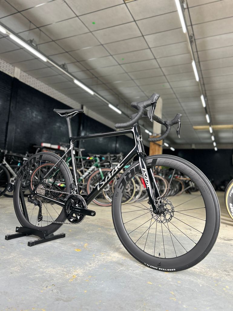 Used Isaac Element Di2 Carbon 2024 Road & Gravel — image 2 of 25