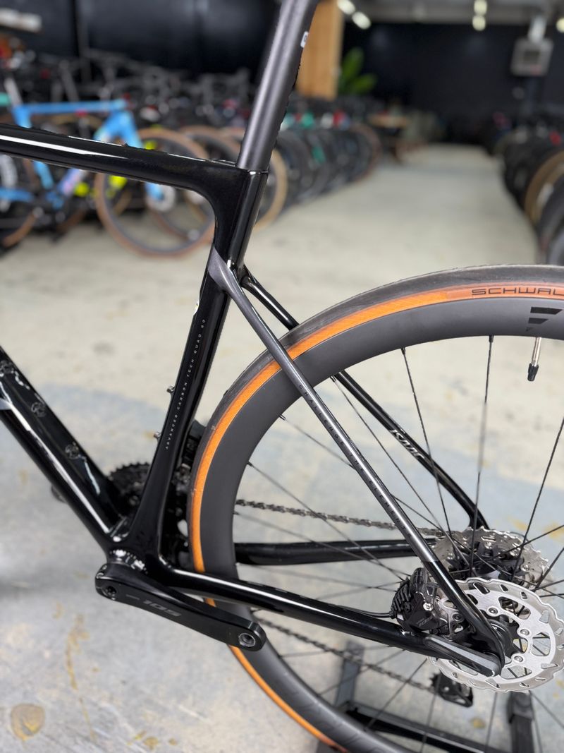 Gebrauchtes Isaac Element Di2 Carbon 2024 Road & Gravel, Schwarz — Bild 24 von 24