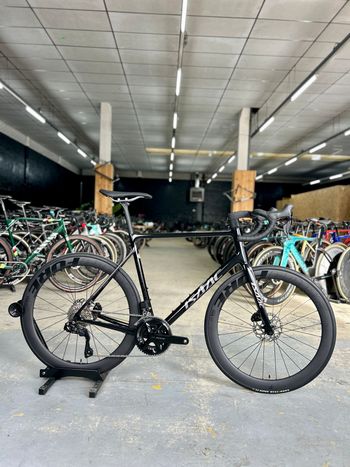 Used Isaac Element Di2 Carbon 2024 Road & Gravel