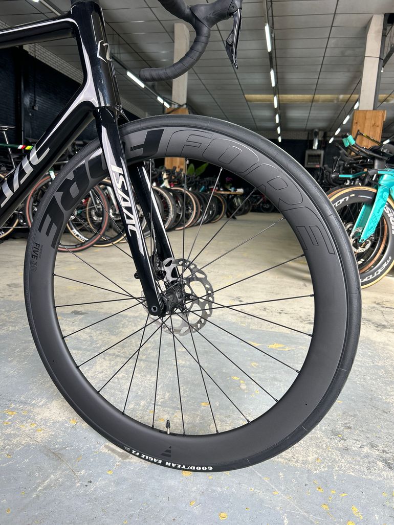 Used Isaac Element Di2 Carbon 2024 Road & Gravel — image 4 of 25