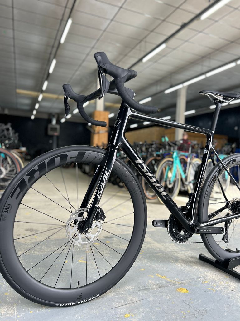 Used Isaac Element Di2 Carbon 2024 Road & Gravel — image 17 of 25