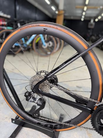 Gebrauchtes Isaac Element Di2 Carbon 2024 Road & Gravel, Schwarz — Bild 7 von 24