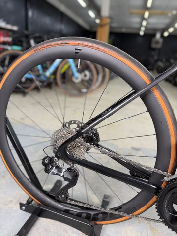 Gebrauchtes Isaac Element Di2 Carbon 2024 Road & Gravel, Schwarz — Bild 7 von 24