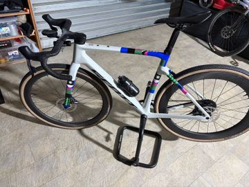 Used Scott Addict Gravel RC 2025 2025 Road & Gravel