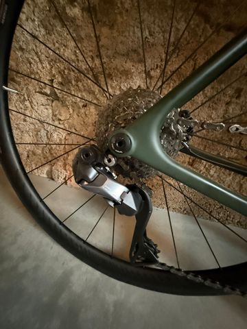 Used Open U.P Shimano Ultegra Di2 2022 Road & Gravel, Green — image 3 of 12