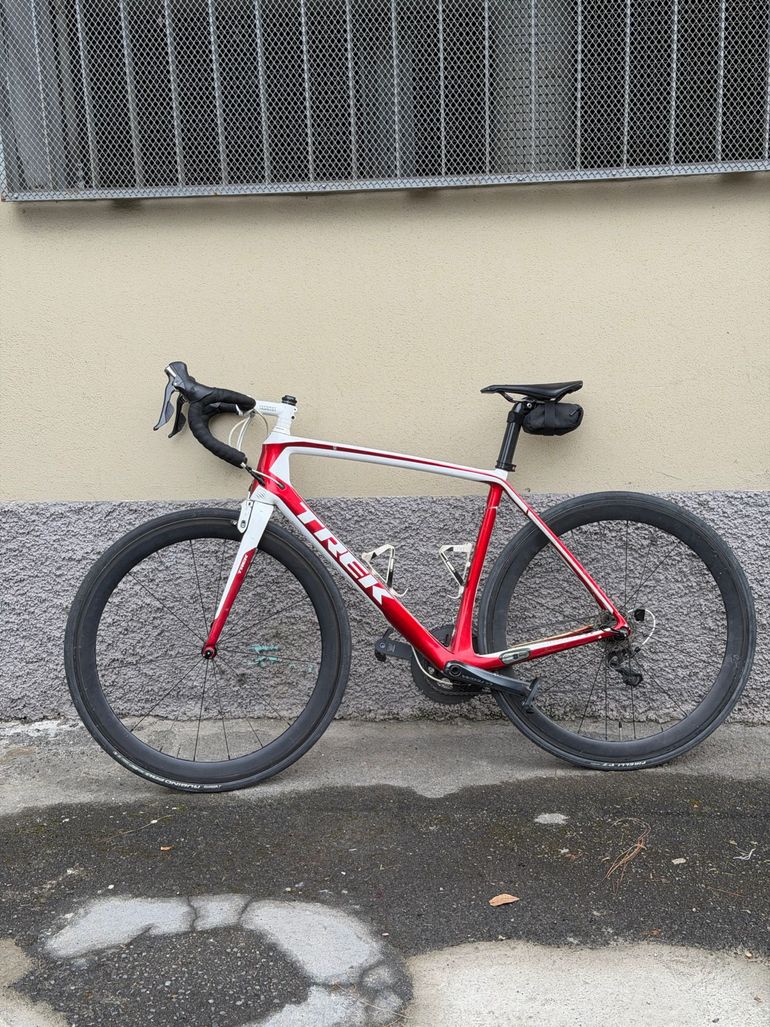 Used Trek Madone 5.2 H2 Compact 2014 2014 Road & Gravel, Rot — image 1 of 3
