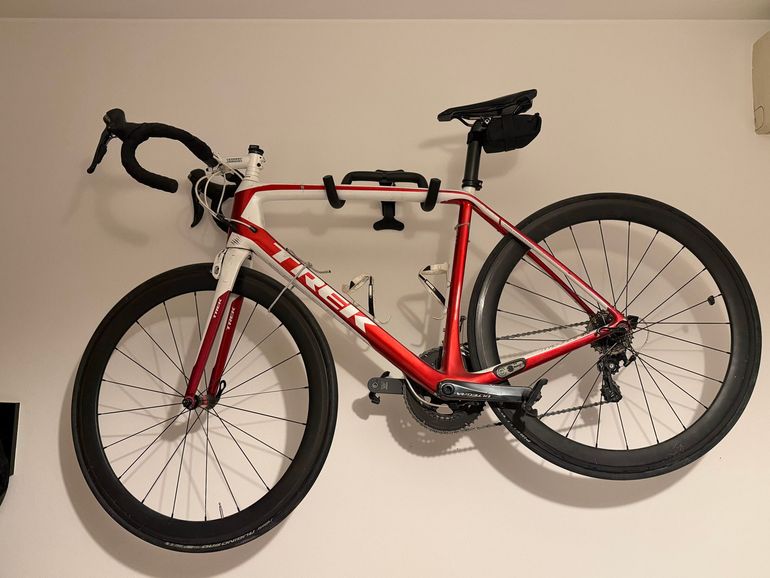 Used Trek Madone 5.2 H2 Compact 2014 2014 Road & Gravel, Rot — image 3 of 3