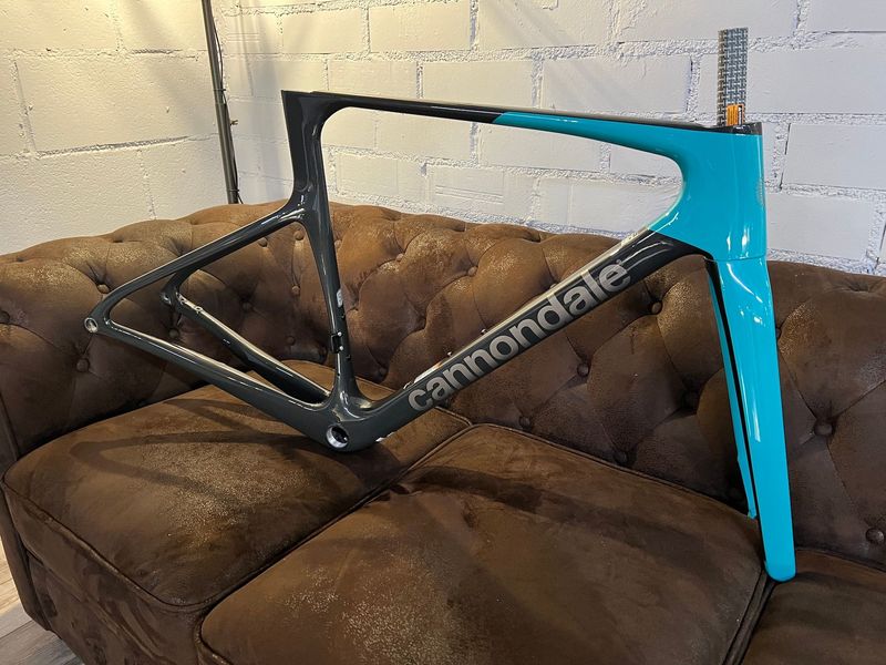 Used Cannondale SuperSix EVO Hi-MOD Frameset 2026 Frameset 2026 Road & Gravel, Green — image 1 of 10